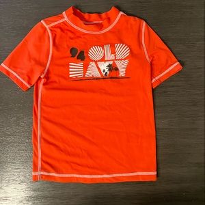 Old Navy 5t shirt- boys